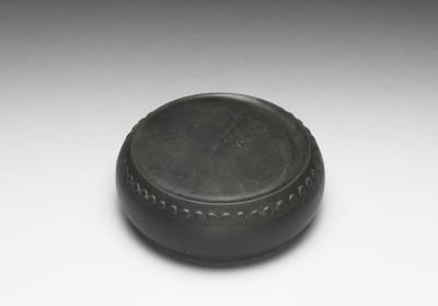 图片[3]-Drum-shaped inkstone with carved inscription and gold lacquer box, Qing dynasty, Qianlong reign (1736-1795)-China Archive